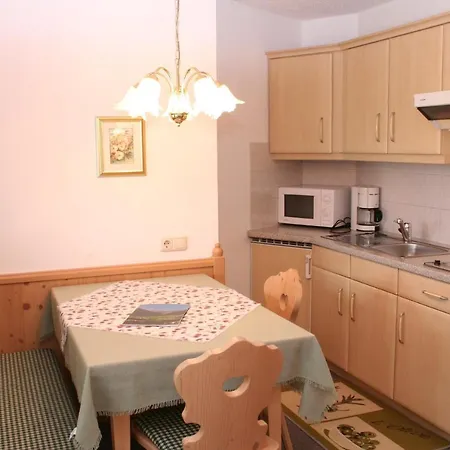 Ferienhof Stephanie بيت ضيافة ريزلرن